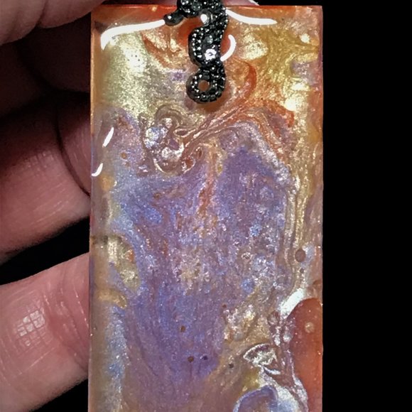 NWOT Wearable Art Resin Pendant, Resin Art - Picture 6 of 16